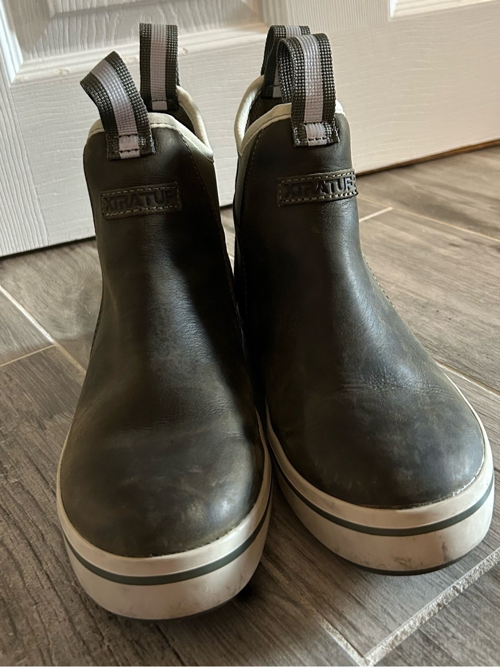 XTRATUF Women’s Leather Ankle Deck Boots Olive Green Size 5